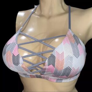 Victoria’s Secret padded sexy Strappy lace up Font sport bra multicolor Medium